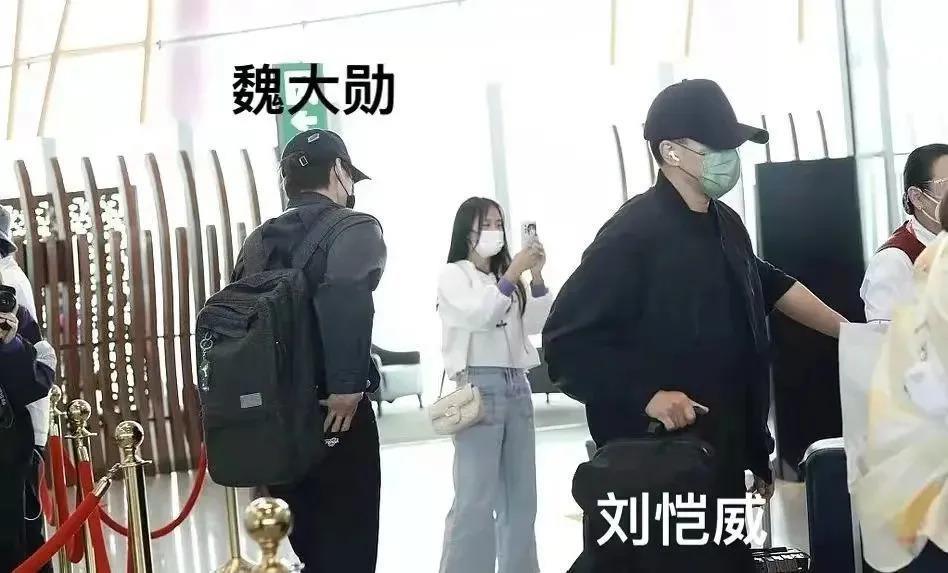 都说了不要和同事谈恋爱啊…