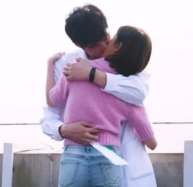 明明同一人，演完《正阳门下》10年后演《问心》，差点没认出
