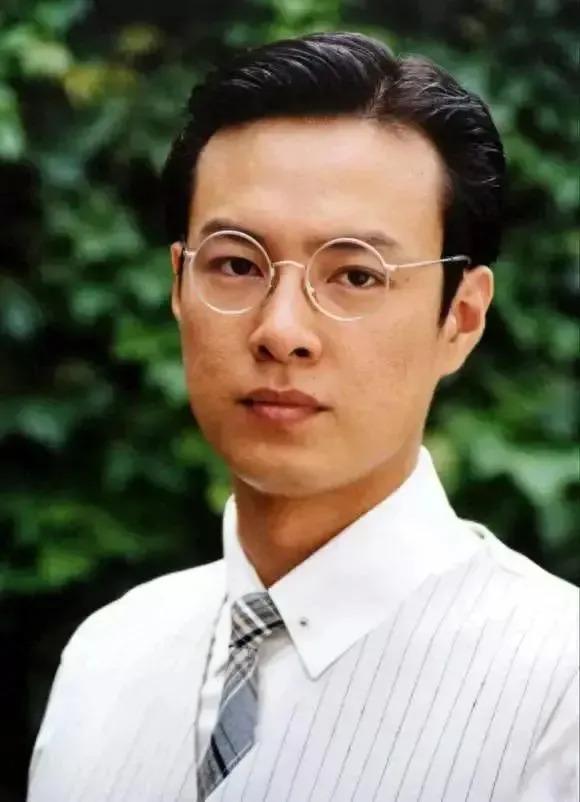 明明同一人，演完《正阳门下》10年后演《问心》，差点没认出