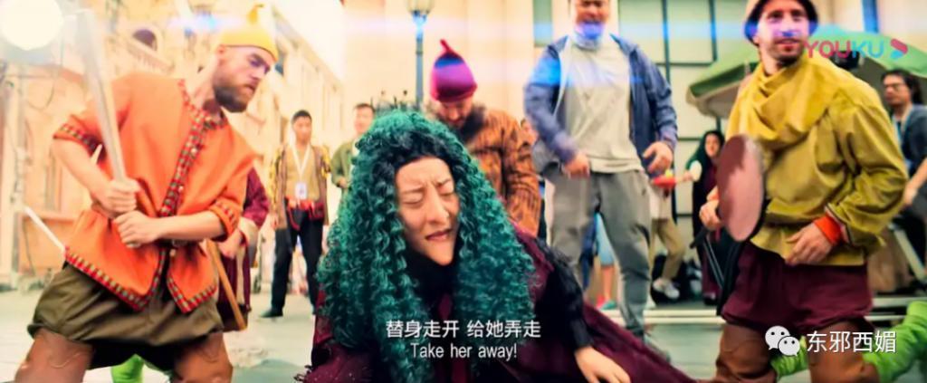 群演到女主，资源喂嘴里，接班人捧成对家，为毛还没红？