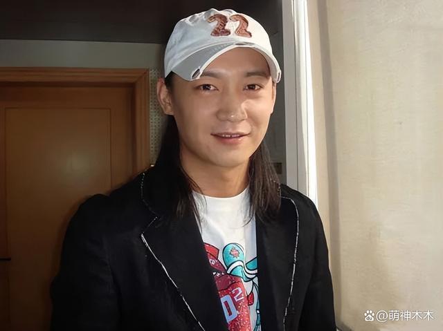 “童战”杨俊毅退圈13年后成国家级裁判，曾和陈法蓉相恋4年