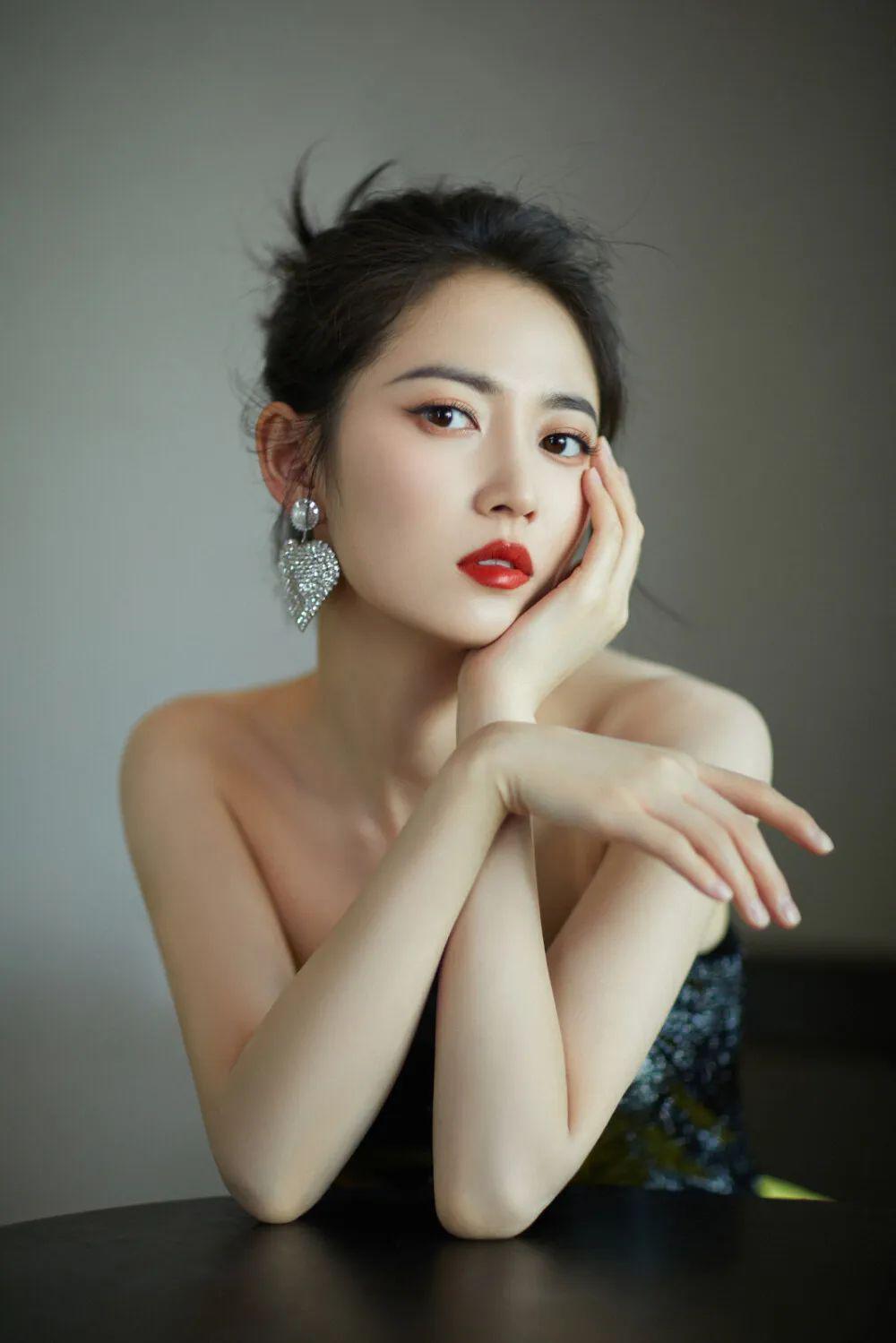 心疼她被耽误，不要太离谱….