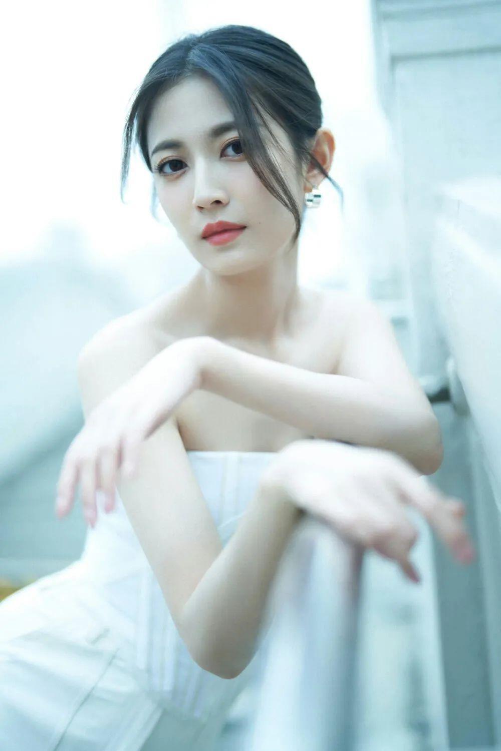 心疼她被耽误，不要太离谱….