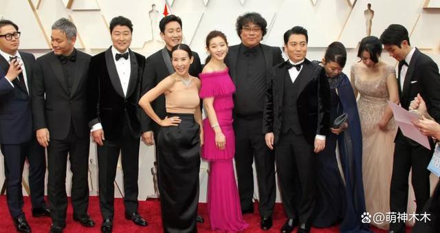 李善均涉毒后首现身，多次鞠躬称对不起家人，遭吐槽像拍剧