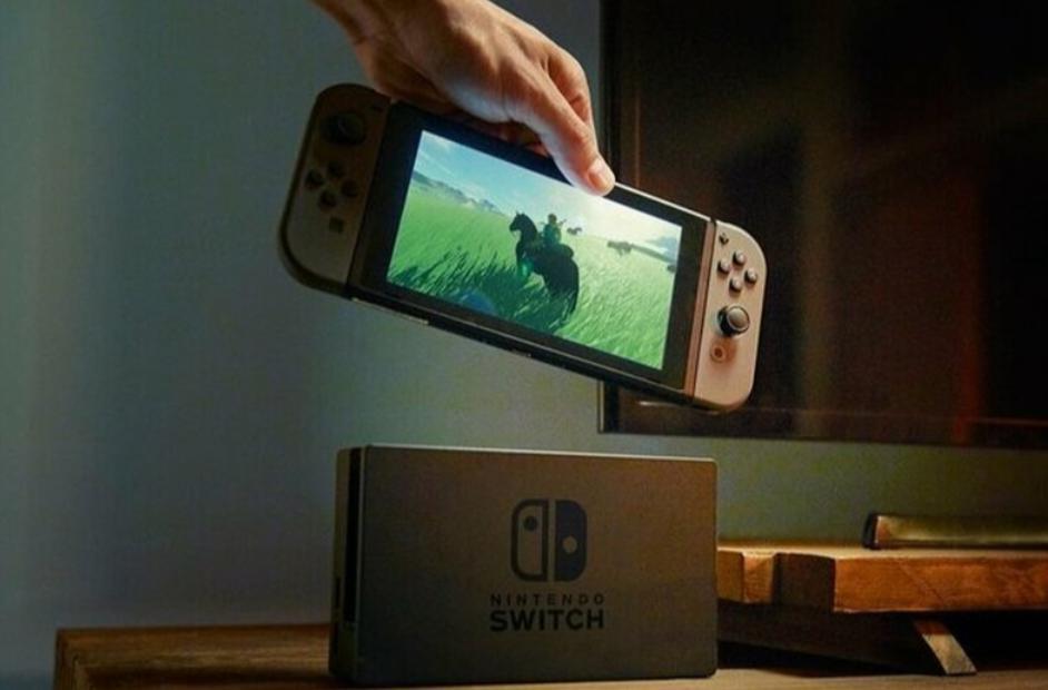 任天堂全新游戏机曝光，Switch要开启“折叠纪元”？