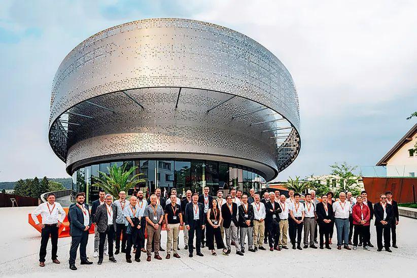 都说电车换电是血亏，结果隔壁小电驴换电都赚麻了。