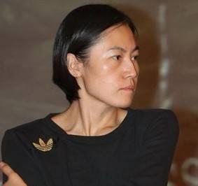 高原带女儿辗转于出租屋 可曾后悔从王菲手中抢走窦唯？