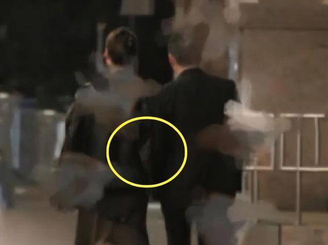 汪小菲约会美女被拍 疑发生交通事故下车理论