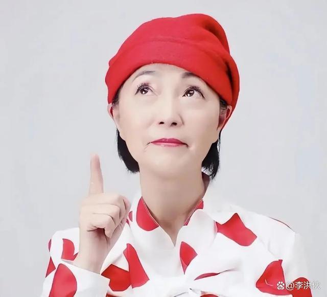 明星的尽头是带货，石榴姐宣布息影带货，一场直播赚一百万