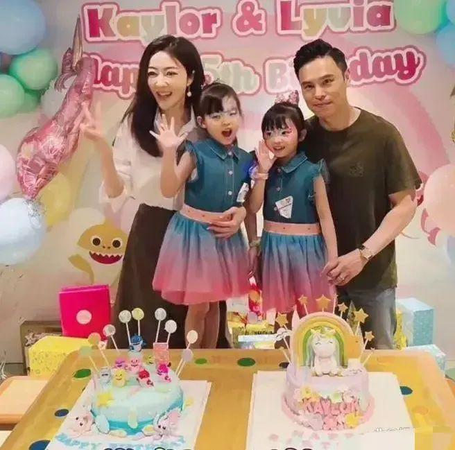 熊黛林结婚七周年甜蜜晒照，破除外界质疑：七年不痒，唯幸福相伴