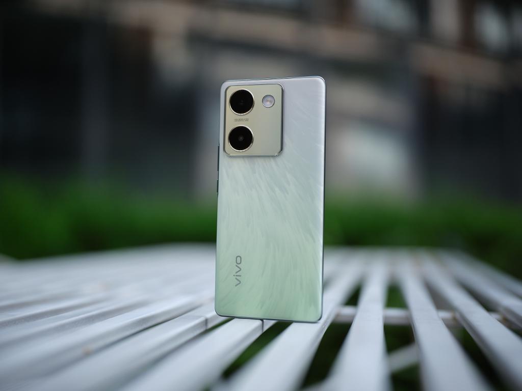 vivo Y100上手：千元机价位上的越级之作