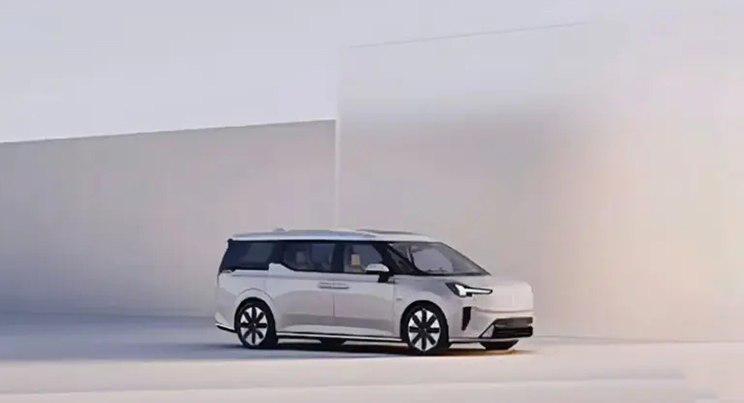 沃尔沃EM90和极氪009的区别，只剩下音响和价格？