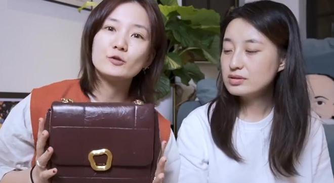 金世佳夫妇带孩子外出玩耍，38岁妻子酷似马伊琍