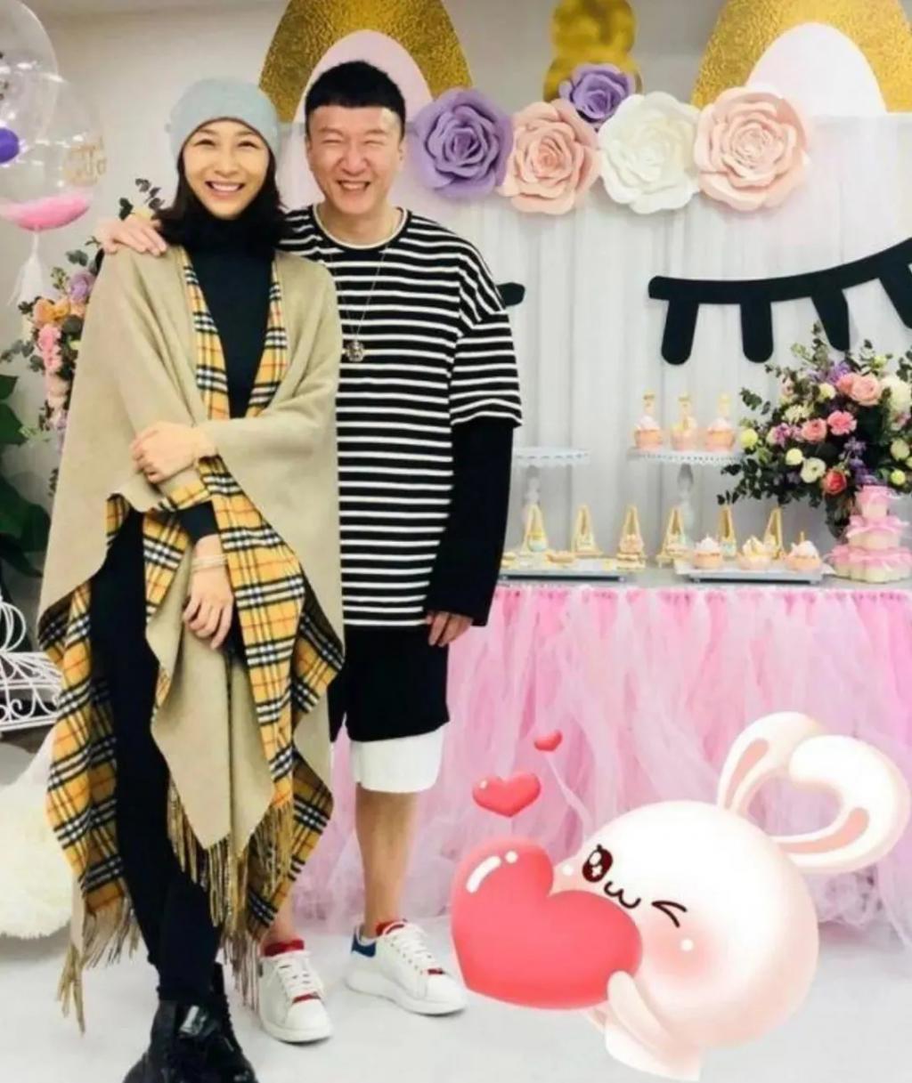 还记得孙红雷和王骏迪吗？十几年了还是很甜？