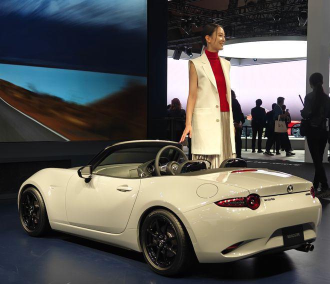 东京车展复活了，但日本车企还停在四年前。