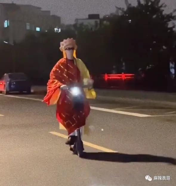 发疯之后，得有多少律师函啊