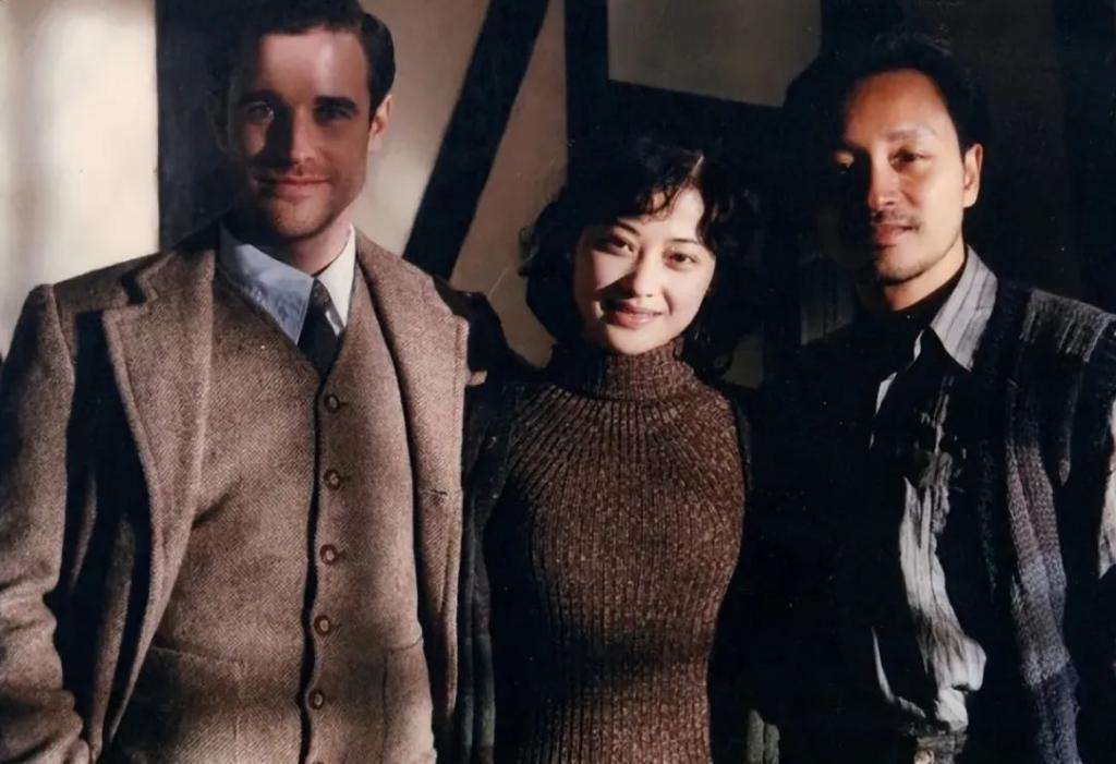 人到中年越长越凶，年轻时不可方物，网友：惹不起