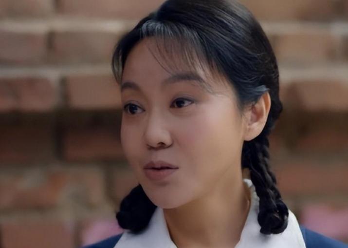 人到中年越长越凶，年轻时不可方物，网友：惹不起