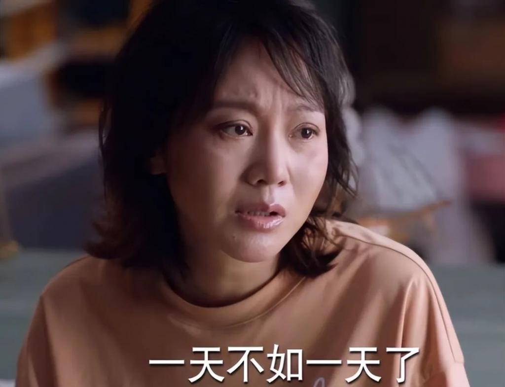 人到中年越长越凶，年轻时不可方物，网友：惹不起