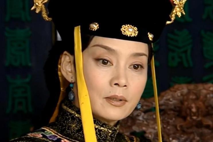 人到中年越长越凶，年轻时不可方物，网友：惹不起