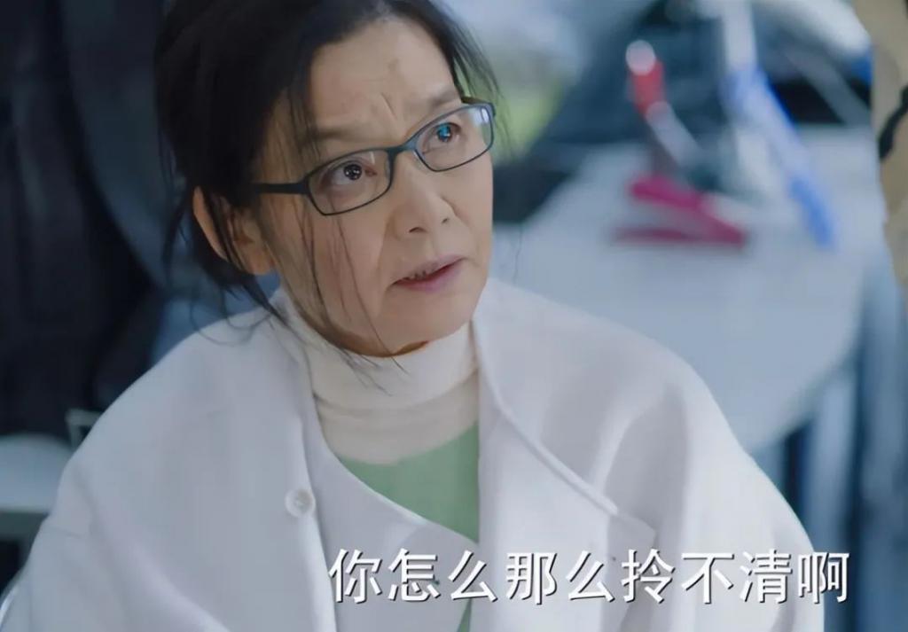 人到中年越长越凶，年轻时不可方物，网友：惹不起