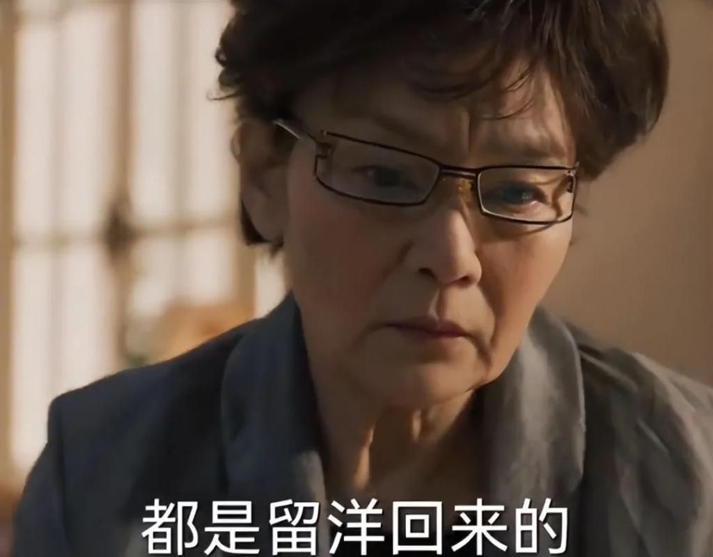 人到中年越长越凶，年轻时不可方物，网友：惹不起