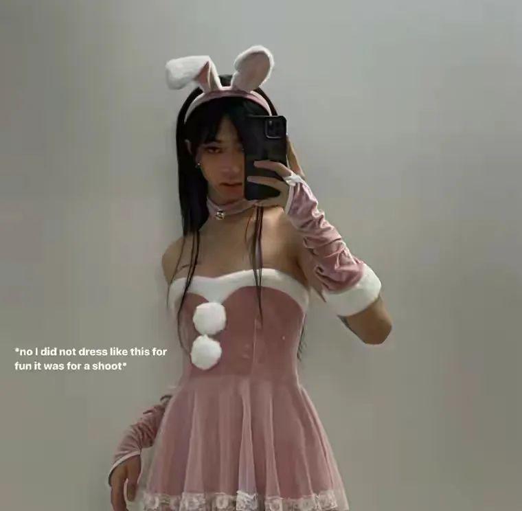 伊能静儿子引争议，穿黑色透视装暴露底裤，男扮女装很辣眼