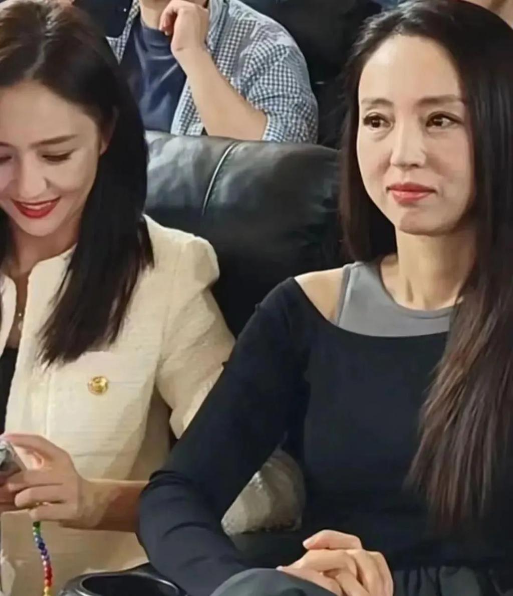 “不老女神”是假的！眼袋重、皱纹深、生图揭露“人间真实”