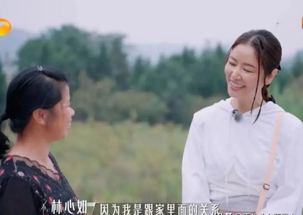 “不老女神”是假的！眼袋重、皱纹深、生图揭露“人间真实”