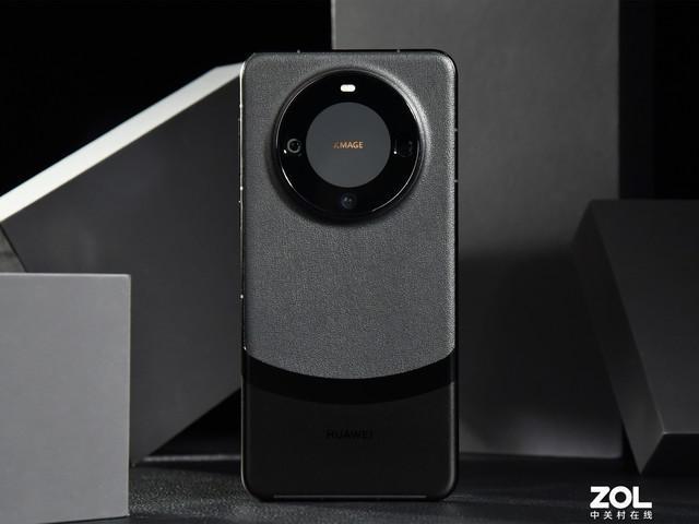 华为Mate60 Pro 上手评测：遥遥领先的不止是双卫星通信