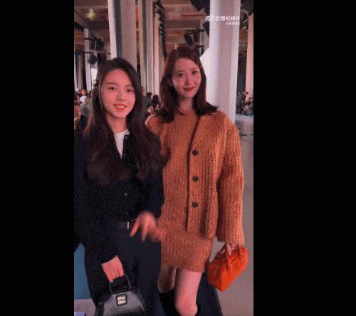 她俩到底谁改年龄了？