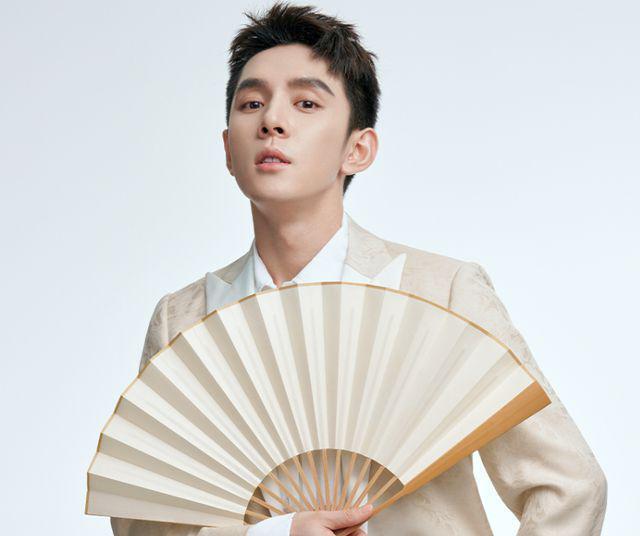 李佳琦又惹争议！同行控诉遭其霸凌品牌方大吐苦水，网友呼吁整治