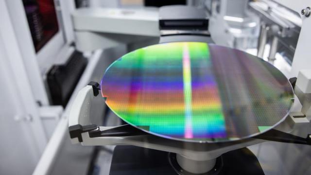 CPU，正在被“瓜分”