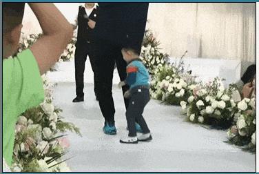 说他隐婚生子？这真不能叫塌房，是结婚的时候没叫你而已！