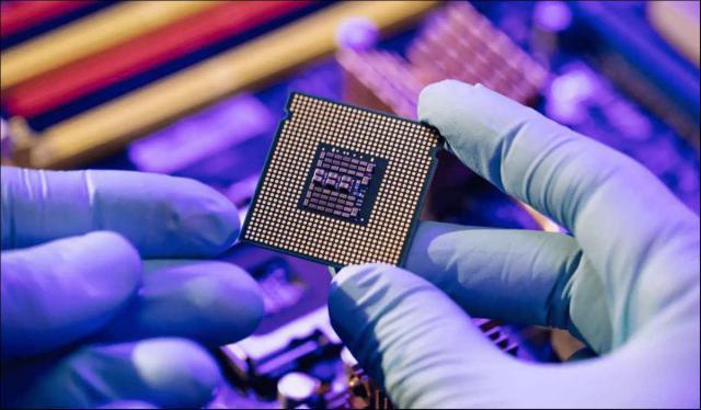 ChatGPT遭“卡脖子”，传OpenAI计划自研 AI 芯片挑战英伟达