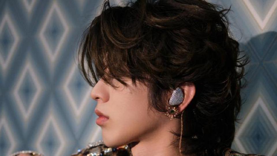 蔡徐坤工作室时隔三个月再营业，为演唱会吉隆坡站预热