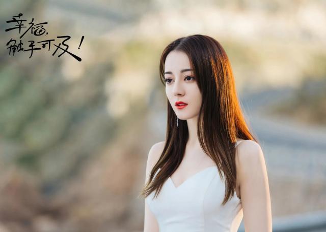 啥情况！热巴被全网嘲，脸真崩了？