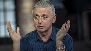 Unity CEO John Riccitiello 辞职，立即生效