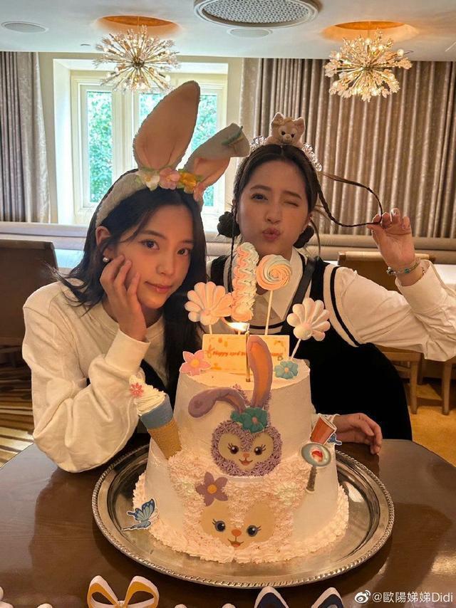 欧阳娜娜妹妹欧阳娣娣参加选秀综艺 路透照青春靓丽