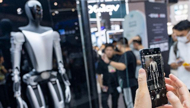 曝小米汽车已经测试完成 自研系统加持 月底会有消息