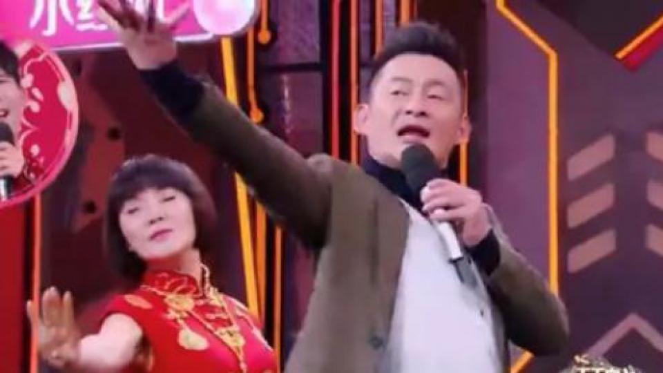 泼天狗血！装单身骗嫩妹交房租？三拒春晚为毛混成这样…