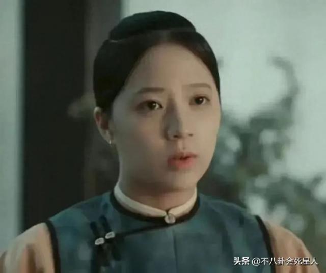 又来一位“关系户”，欧阳娜娜妹妹参加选秀，颜值普通被嘲