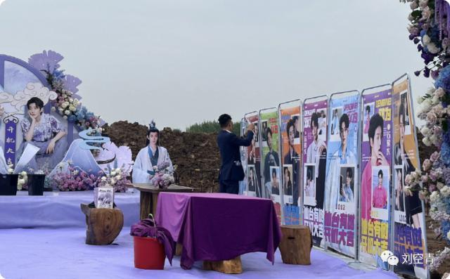 一口气吸粉100万 ，他真的爆红成顶流了？