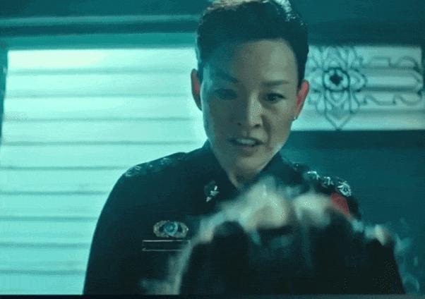 她年轻时被骂惨，现在靠演技平反