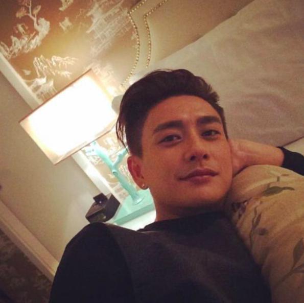 哈，他悄咪咪结婚了？