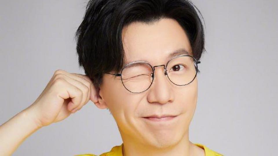 女粉丝曝与陈铭聊天记录 陈铭老婆发长文回应争议