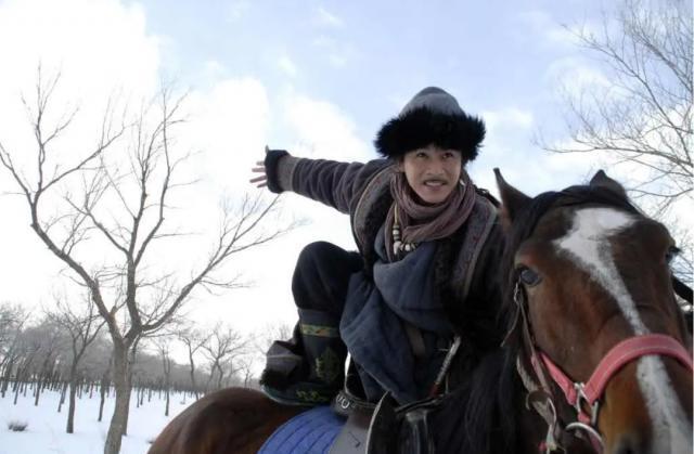 乐视“以退为进”：100%让利片方、向视频开放平台转型