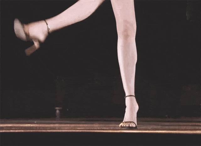 她又被骂了，这次连粉丝都喊失望