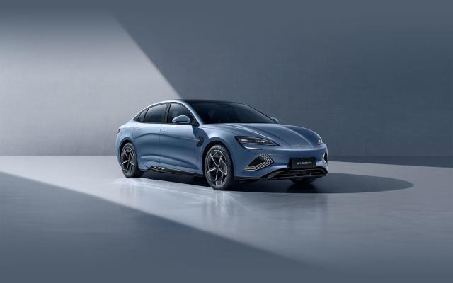 比亚迪海豹车型登陆澳大利亚，比特斯拉 Model 3 便宜约12000澳元