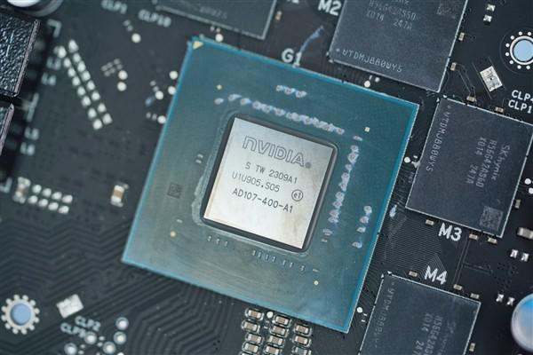 “满血”RTX 4060移动版有何优势？搭配它的游戏本该怎么选？